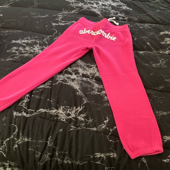 Sweatpants - Picture 3 of 6
